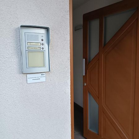 Vigolo VattaroCasa Mirella公寓 外观 照片